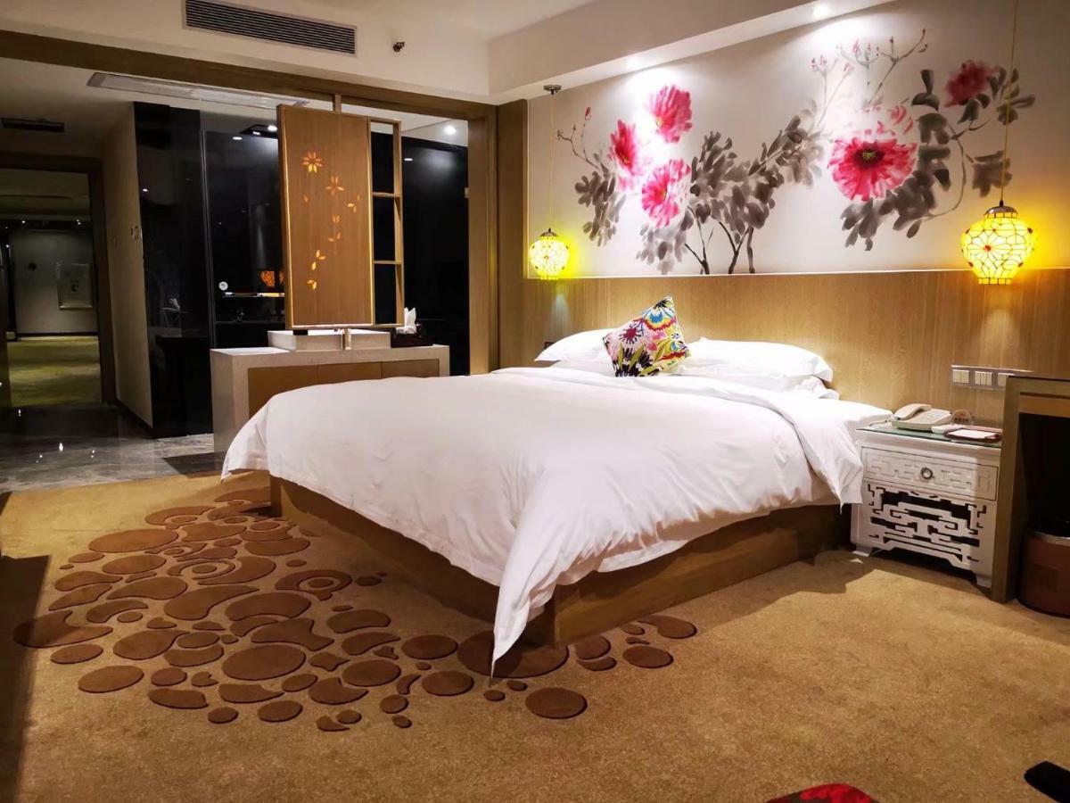 Paco Hotel Beijing Road Tuan Yi Da Metro Guangzhou Exterior photo